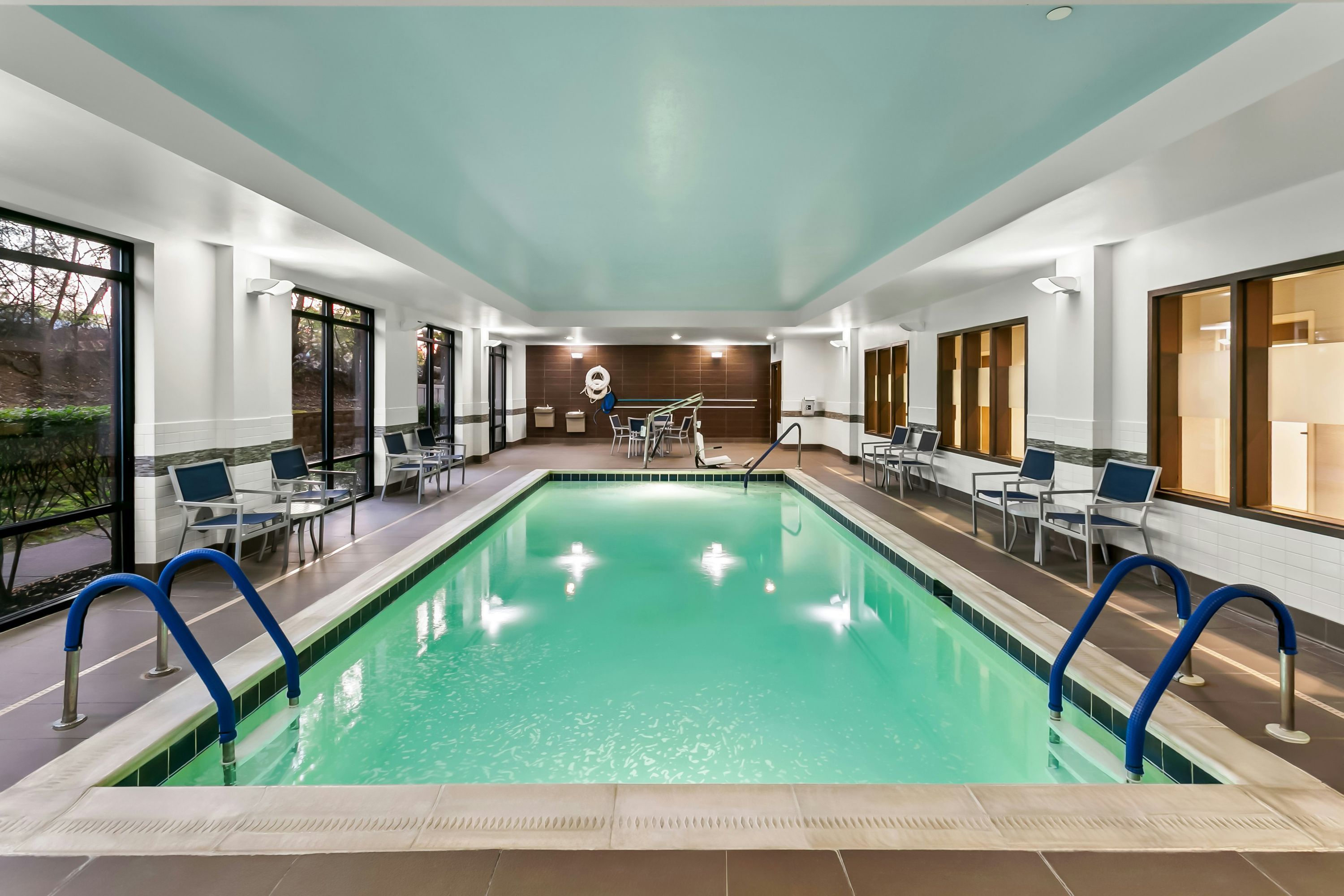 هامبتون إن آند سويتس بالتيمور/وودلون