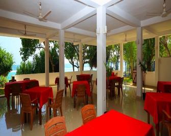 Vista Paradise Beach Resort - Mirissa - Restaurante