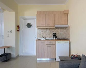 Astronomy Studios - Rhodes - Kitchen