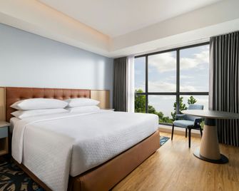 Four Points by Sheraton Pontianak - 坤甸 - 臥室
