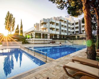Hotel Akbulut & Spa - Kusadasi - Pool
