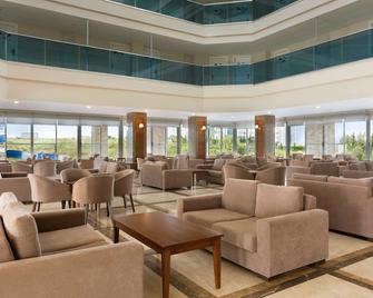 Ramada Resort by Wyndham Side - Side - Lounge