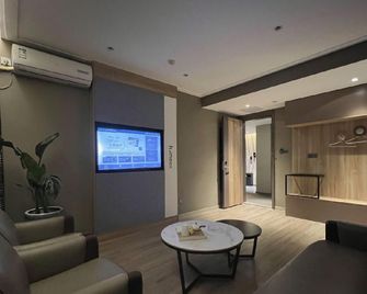 Home Inn Neo Changzhi Huguan Ancient City Road Commercial Street - Changzhi - Спальня