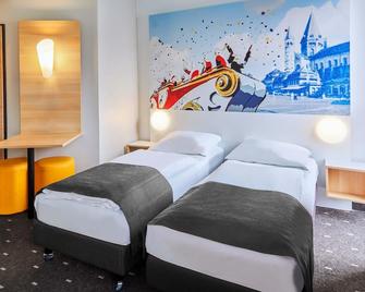 B&B Hotel Mainz-Hbf - Maguncia - Habitación