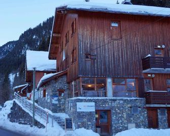 Auberge de Jeunesse HI La Clusaz - La Clusaz - Edificio