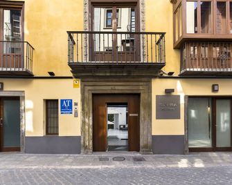Elvira Suites - Granada - Edificio