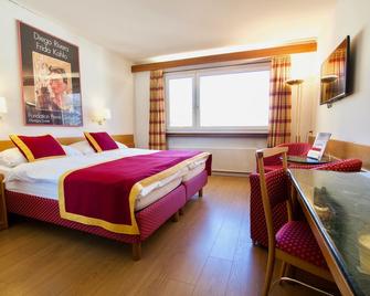 Hotel Du Rhone - Sion - Bedroom