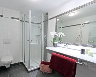 Hotel-Gasthof Zum Oberen Wirt - Regen - Bad