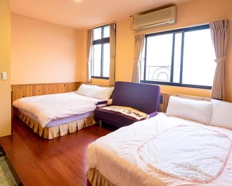 Ching Yue Bed and Breakfast - Ruifang District - Soveværelse