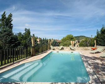 Maison Bruno Di Salvio - Les Vans - Pool