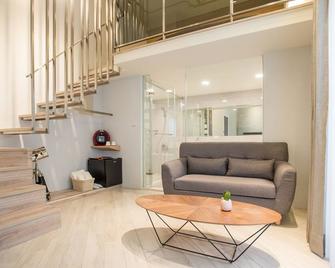 Timia Homestay - Hualien City - Wohnzimmer