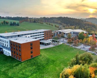 Santé Royale Hotel- & Gesundheitsresort Warmbad Wolkenstein - Wolkenstein - Будівля