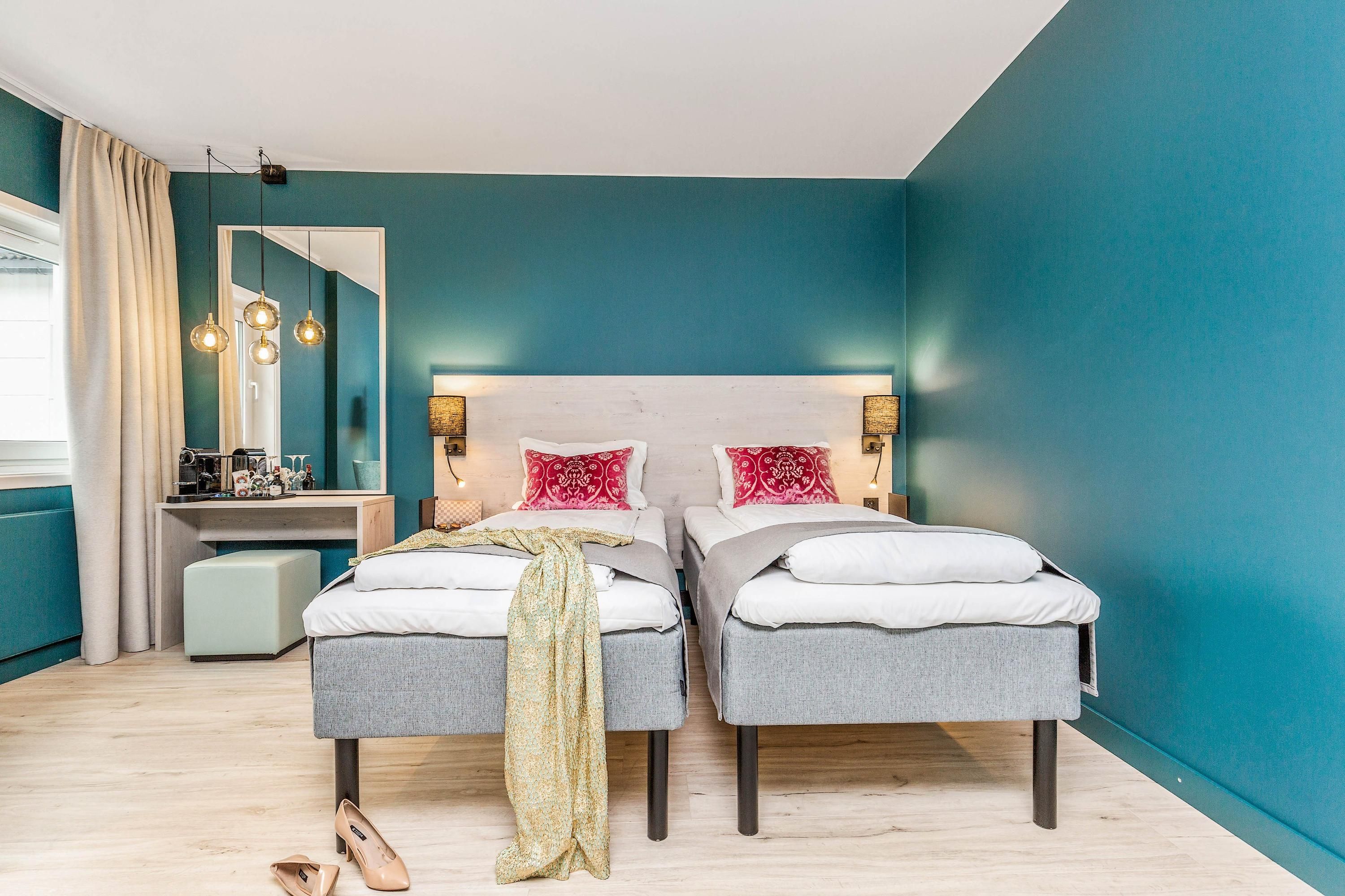 ثون بارتنر هوتل سنترال