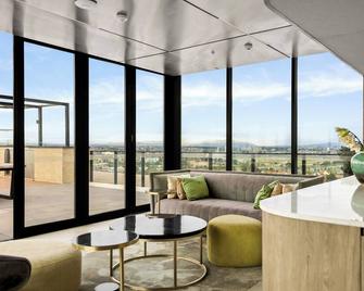 Contemporary Comfort - Melbourne - Living room