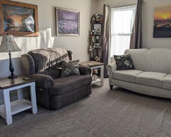 Cozy, cheerful house - Worland - Living room