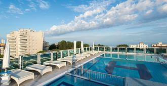 可倫坡酒店 - 耶索羅 - 迪耶索洛 - 游泳池