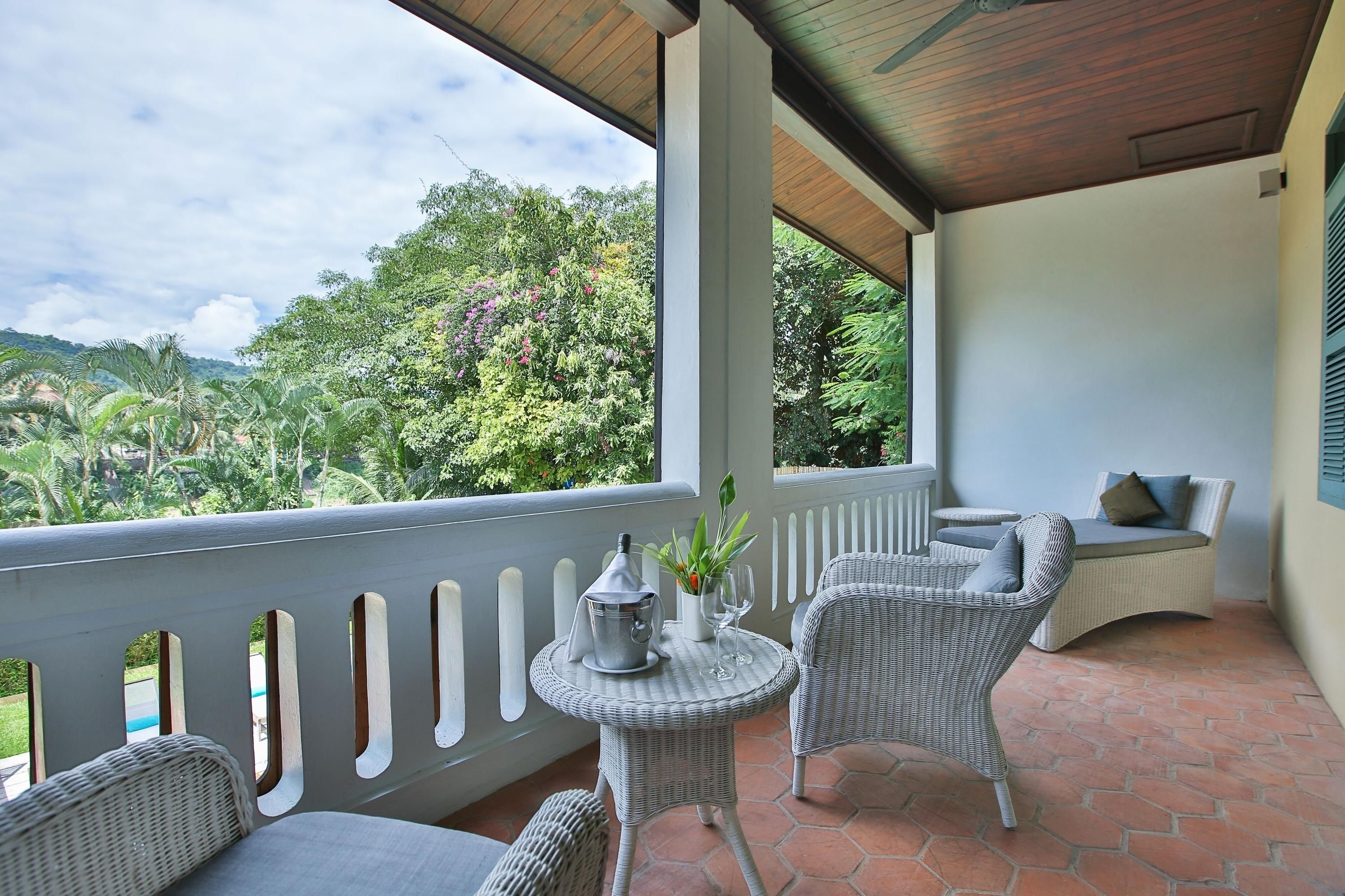 The Apsara Rive Droite - לואנג פראבאנג - מרפסת