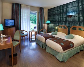 Logis Burnel Et La Cle Des Champs - Mirecourt