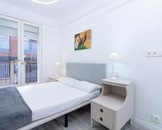 Piso en el Centro de Zaragoza, Parking GRATIS, Check-in 24h - Saragossa - Schlafzimmer
