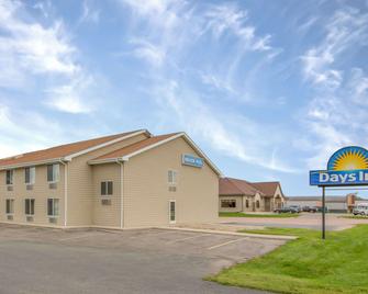Days Inn by Wyndham Worthington - Worthington - Edificio