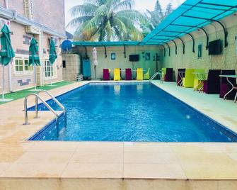 Eterno Hotels Limited - Benin City - Pool