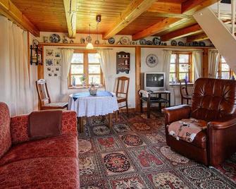 Doppelhaushälfte Posthus, Behrendorf - Immenstedt - Living room