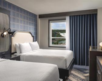 The Brock Niagara Falls Fallsview, Tapestry by Hilton - Niagara Falls - Bedroom