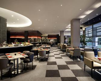 Pullman Miri Waterfront - Miri - Restaurante