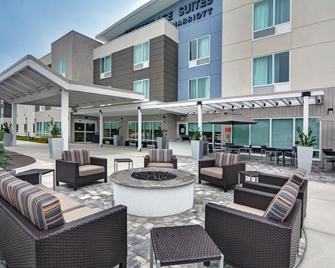 TownePlace Suites by Marriott Sarasota Bradenton West - Bradenton - Patio