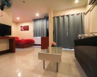 Walking Street Guest House - Pattaya - Salon