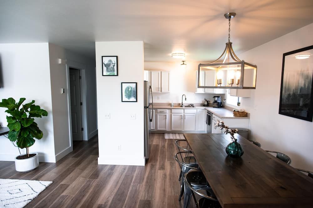 West Shore Four Condo, Sleeps 4, Close To Bridger Bowl And Airport! - Belgrade - Kuchyň