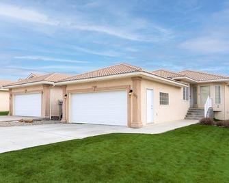 Paradise Canyon Golf Resort - Signature Condo 382 - Lethbridge - Bygning