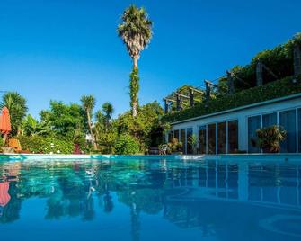 Azores. Travel. Experience. Quinta Minuvida - Ribeira Grande - Pool