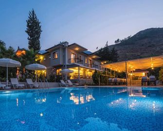 Otto Palace Boutique Hotel - Adrasan - Pool