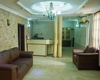 Tivoli Residence & Bar - Lagos - Lobby