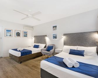 Beach House Motel - Townsville