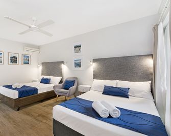 Beach House Motel - Townsville