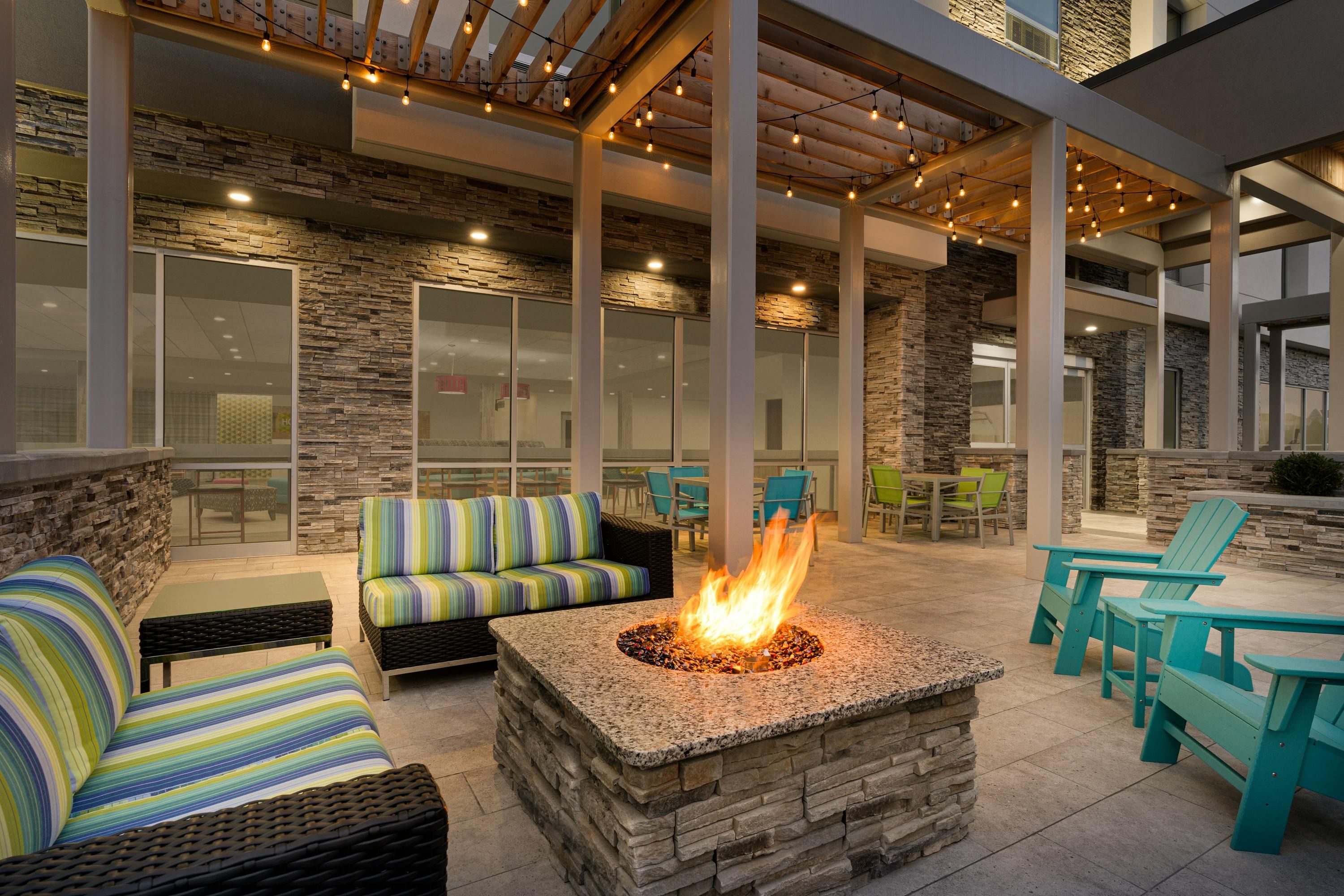 Home2 Suites by Hilton Norfolk Airport - Norfolk - Toà nhà