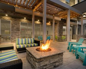 Home2 Suites by Hilton Norfolk Airport - Norfolk - Toà nhà
