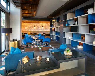 Hilton Garden Inn Redmond Seattle - Redmond - Lounge