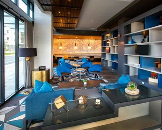 Hilton Garden Inn Redmond Seattle - Redmond - Lounge