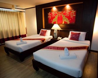 Chour Palace Hotel - Mae Sai - Спальня