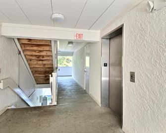 Motel 6-Nashua, Nh - South - Nashua - Gang