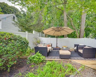5 Mi to Salem Furnished Patio at Danvers Studio! - Danvers - Патіо