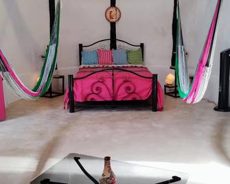 Casa Maya: Pool + Wifi-Starlink + Sustainability Tour - Izamal - Bedroom