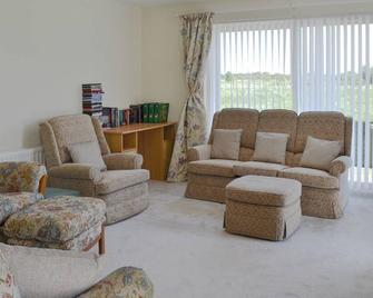 Fairway Cottage- Uk11780 - Belford - Вітальня