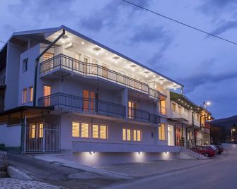 Hotel Hayat Hills - Sarajevo - Building