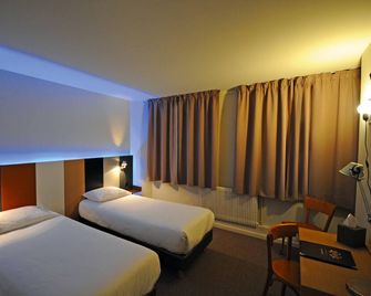 Cit'Hotel De Harlay - Compiègne - Quarto