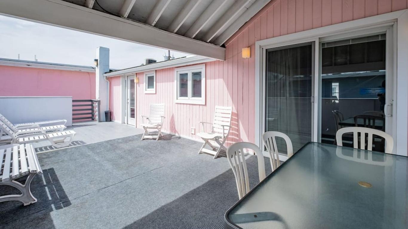 Heart of Wildwood Boardwalk Motel