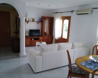 C'an Picafort Near The Sea - Can Picafort - Wohnzimmer